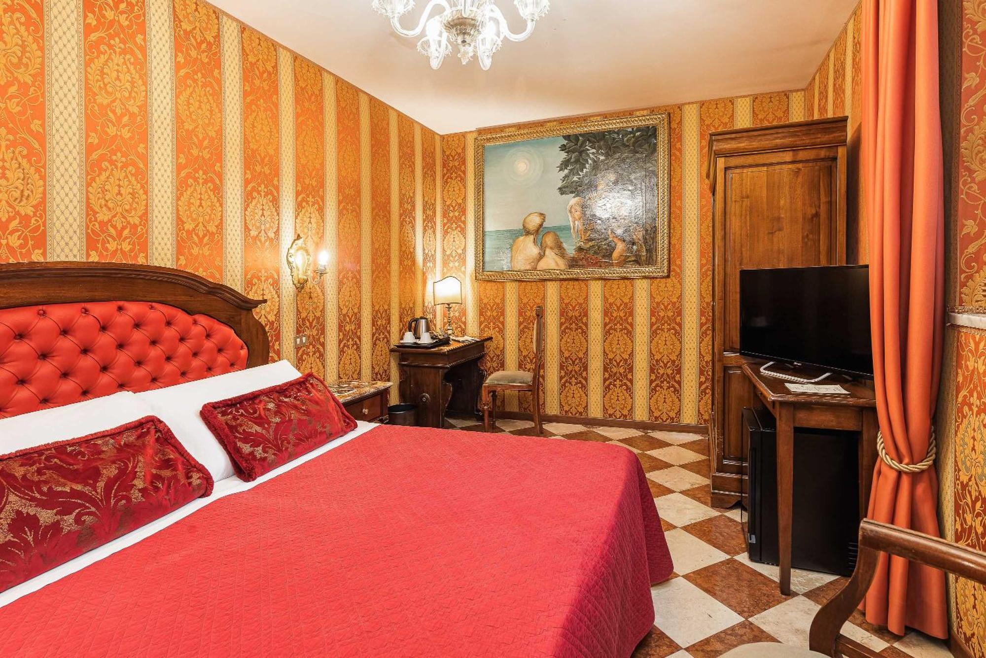 Hotel Marconi Венеция Экстерьер фото