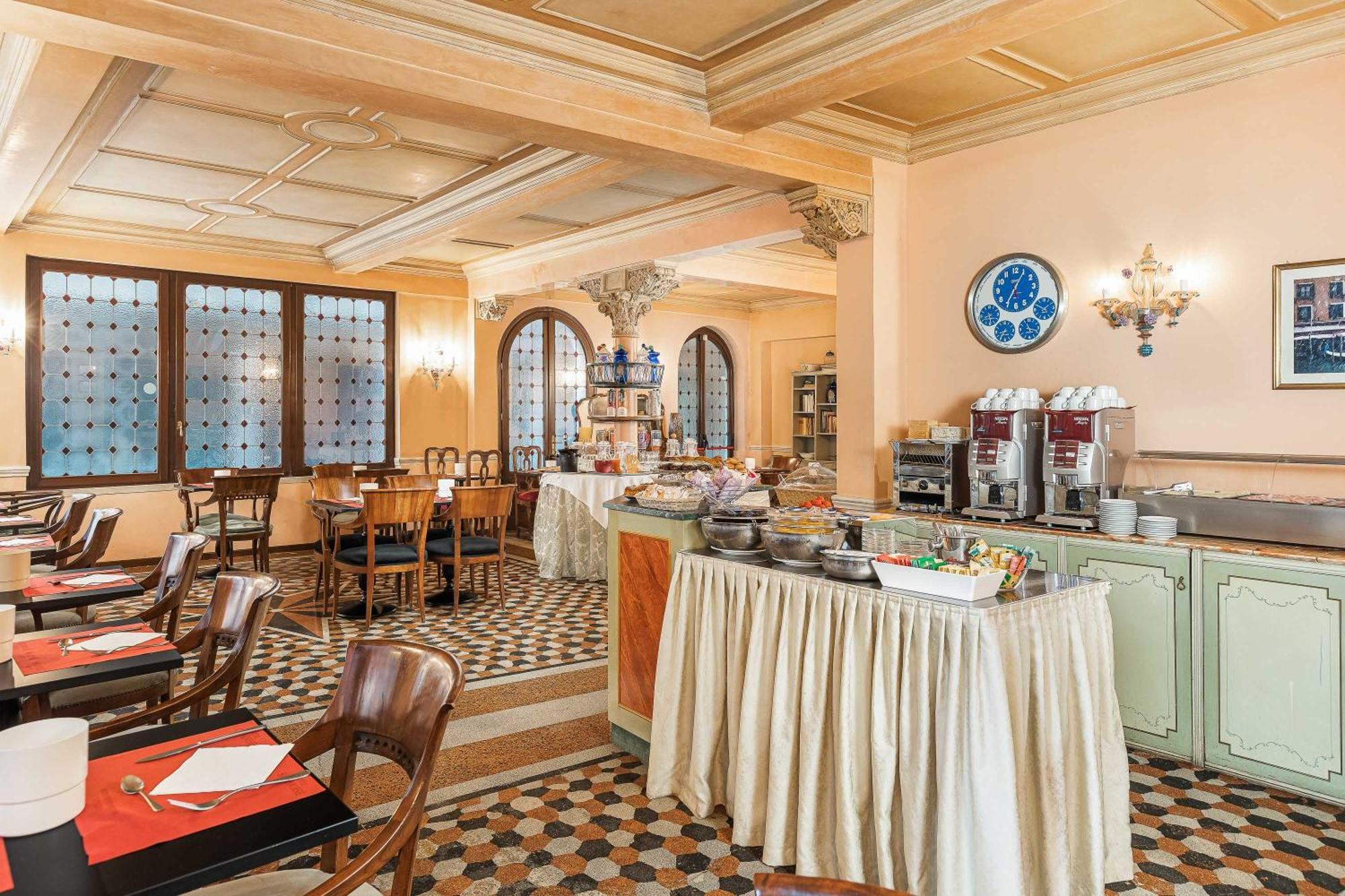 Hotel Marconi Венеция Экстерьер фото