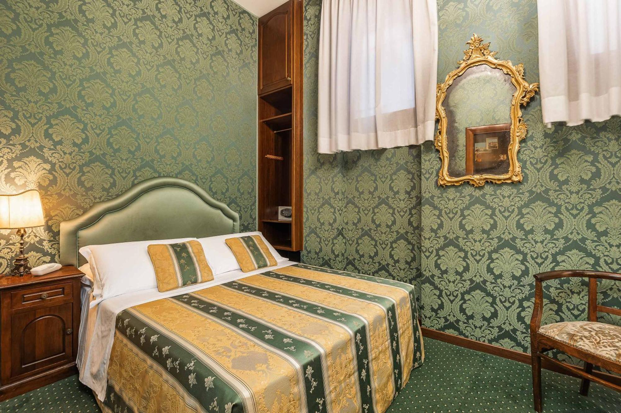 Hotel Marconi Венеция Экстерьер фото