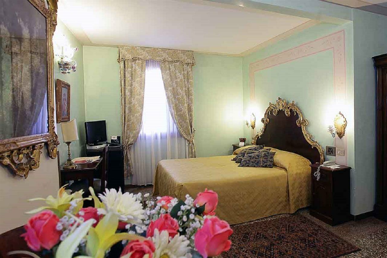 Hotel Marconi Венеция Экстерьер фото